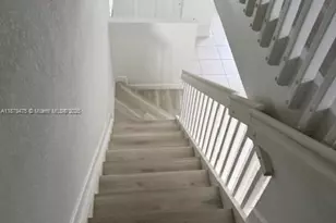 9309 W 32nd Ln, Hialeah, FL 33018 - Photo 11