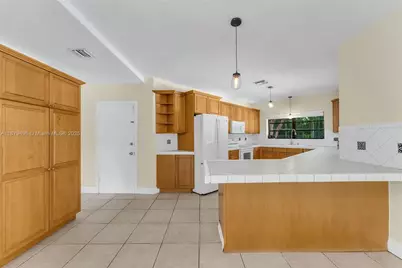 6275 SW 123rd Ter, Pinecrest, FL 33156 - Photo 5