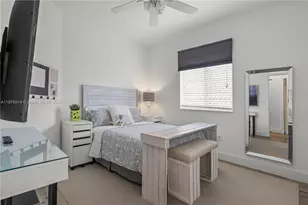 10934 NW 59th St, Doral, FL 33178 - Photo 17