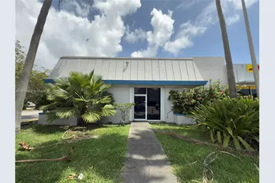 1813 NE 163rd St, North Miami Beach, FL 33162 - Photo 9