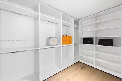 120 NE 49th St, Miami, FL 33137 - Photo 23
