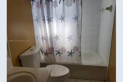 820 NE 212th Ter #6, Miami, FL 33179 - Photo 39