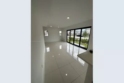 1184 NW 3 St, Florida City, FL 33034 - Photo 7