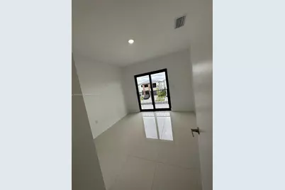 1184 NW 3 St, Florida City, FL 33034 - Photo 15