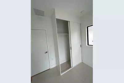 1184 NW 3 St, Florida City, FL 33034 - Photo 17