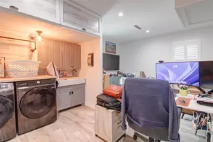 15000 Egan Ln, Miami Lakes, FL 33014 - Photo 25