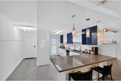 240 Galen Dr #207, Key Biscayne, FL 33149 - Photo 7