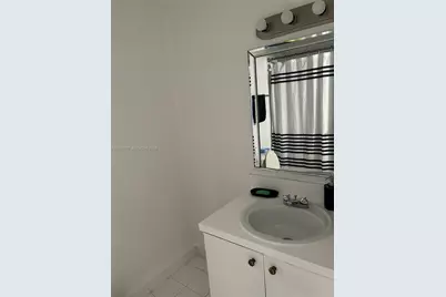 17901 NW 68th Ave #R209, Hialeah, FL 33015 - Photo 13
