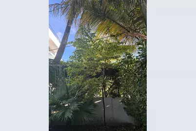 691 NW 7th St Rd, Miami, FL 33136 - Photo 25