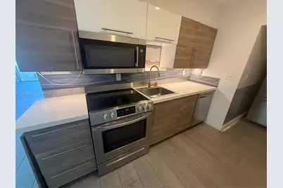 691 NW 7th St Rd, Miami, FL 33136 - Photo 39