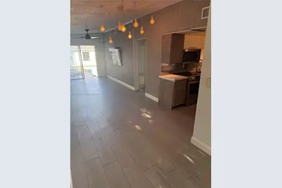 691 NW 7th St Rd, Miami, FL 33136 - Photo 37
