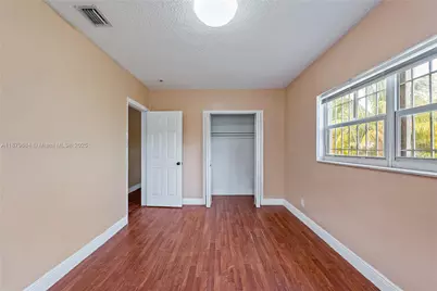 14350 N Miami Ave, Miami, FL 33168 - Photo 9