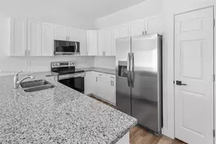 4417 28th St SW, Lehigh Acres, FL 33973 - Photo 5