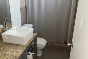 2755 NE 207th St, Aventura, FL 33180 - Photo 3