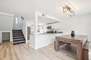 10560 La Placida Dr, Coral Springs, FL 33065 - Photo 3