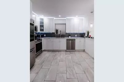 312 NE 108th St, Miami, FL 33161 - Photo 21