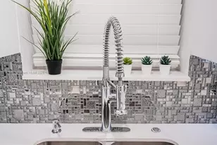 312 NE 108th St, Miami, FL 33161 - Photo 19