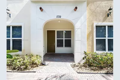1732 NW 124th Pl, Pembroke Pines, FL 33028 - Photo 1