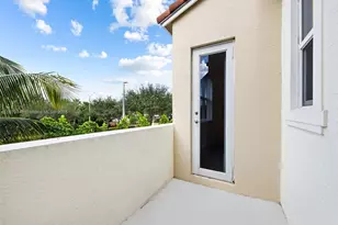 1732 NW 124th Pl, Pembroke Pines, FL 33028 - Photo 17