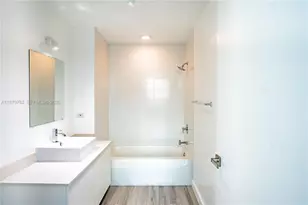 3301 NE 1st Ave, Miami, FL 33137 - Photo 27