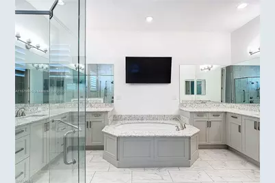 28688 Sicily Loop, Bonita Springs, FL 34135 - Photo 25