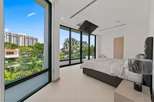 1379 NE 104th St, Miami Shores, FL 33138 - Photo 25