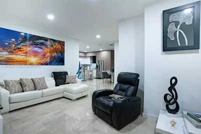 1407 SE 7th St, Homestead, FL 33033 - Photo 9