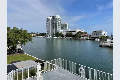 7917 West Dr #17, North Bay Village, FL 33141 - Photo 1