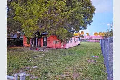 6233 NW 22nd Ct, Miami, FL 33147 - Photo 1