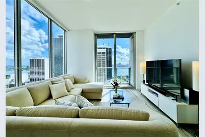 [Address not provided], Miami, FL 33131 - Photo 5