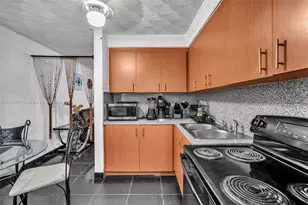 460 NE 132nd St, North Miami, FL 33161 - Photo 35