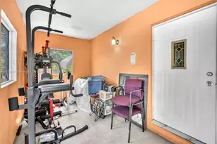 460 NE 132nd St, North Miami, FL 33161 - Photo 43