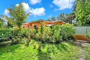 460 NE 132nd St, North Miami, FL 33161 - Photo 5