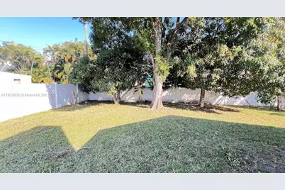 1925 SE Floresta Dr, Port Saint Lucie, FL 34983 - Photo 43