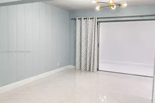 4713 Holly Dr, Tamarac, FL 33319 - Photo 3