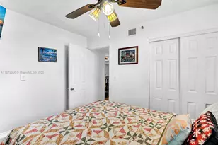 546 SW 1st St, Miami, FL 33130 - Photo 35