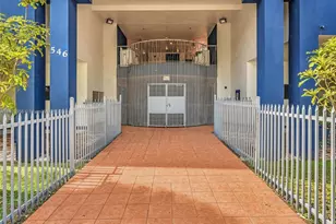 546 SW 1st St, Miami, FL 33130 - Photo 43