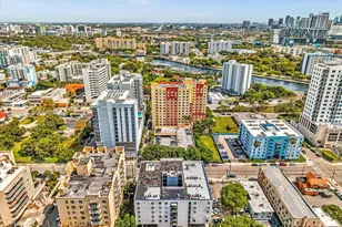 546 SW 1st St, Miami, FL 33130 - Photo 53