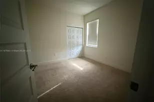 7905 NW 104th Ave, Doral, FL 33178 - Photo 5