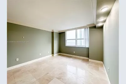 1155 Brickell Bay Dr #3303, Miami, FL 33131 - Photo 9