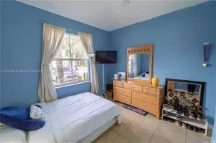 983 NE 42nd Pl, Homestead, FL 33033 - Photo 9
