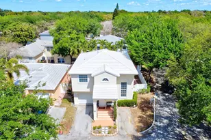 9900 NW 2nd Ct, Plantation, FL 33324 - Photo 43