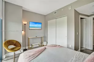 121 NE 34th St, Miami, FL 33137 - Photo 17
