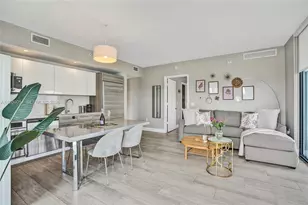 121 NE 34th St, Miami, FL 33137 - Photo 3