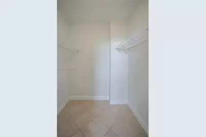 401 69th St #609, Miami Beach, FL 33141 - Photo 11