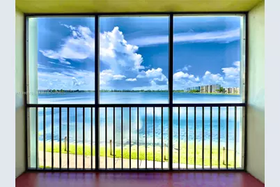 109 Lake Emerald Dr #209, Oakland Park, FL 33309 - Photo 1