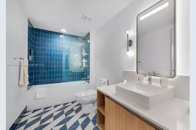 601 NE 1 Ave #1602, Miami, FL 33132 - Photo 5