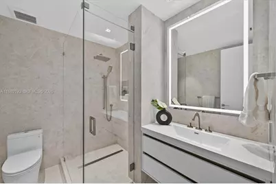 5959 Collins Ave #1804 / 1805, Miami Beach, FL 33140 - Photo 39