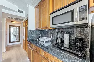 19201 Collins Ave, Sunny Isles Beach, FL 33160 - Photo 11