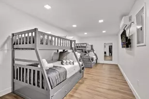 17621 NE 7th Ave, Miami, FL 33162 - Photo 35